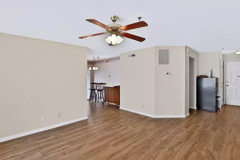 Living - 143 Vixen Cir #H, Branson, MO 65616 photo 2 of 2