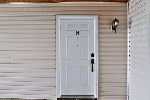 Exterior - 143 Vixen Cir #H, Branson, MO 65616 photo 2 of 3
