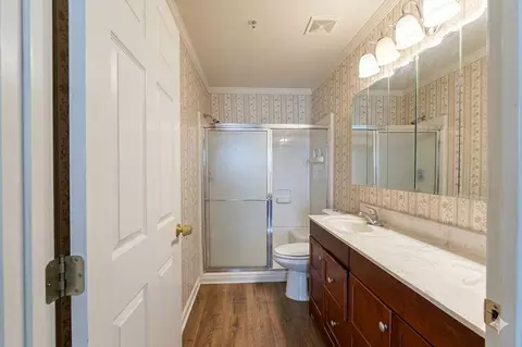 Bath - 143 Vixen Cir #H, Branson, MO 65616 photo 2 of 2
