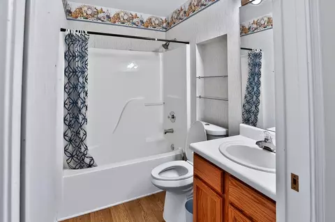 Bath - 143 Vixen Cir #H, Branson, MO 65616 photo 1 of 2