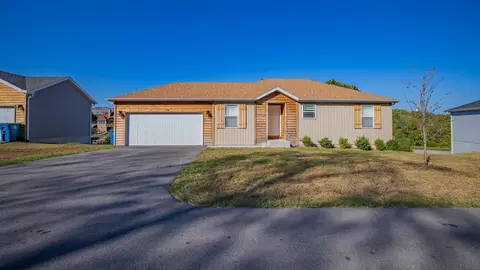 Exterior - 140 E Sunset Cove Ln, Kirbyville, MO 65679 photo 2 of 6