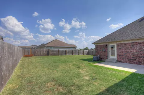 Exterior - 1821 Texas Ave, Joplin, MO 64804 photo 2 of 7