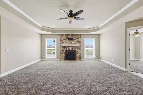 Living - 1821 Texas Ave, Joplin, MO 64804 photo 3 of 5