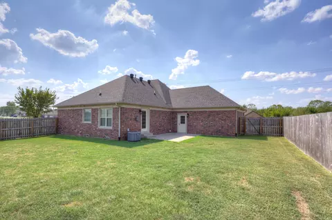 Exterior - 1821 Texas Ave, Joplin, MO 64804 photo 5 of 7
