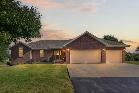 Exterior - 327 Alice Pl, Ozark, MO 65721 photo 1 of 7