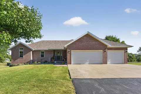 Exterior - 327 Alice Pl, Ozark, MO 65721 photo 2 of 7