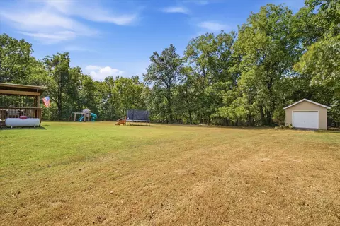 Exterior - 6487 N Marilyn Ave, Springfield, MO 65803 photo 11 of 12