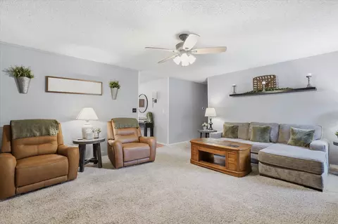 Living - 6487 N Marilyn Ave, Springfield, MO 65803 photo 2 of 3