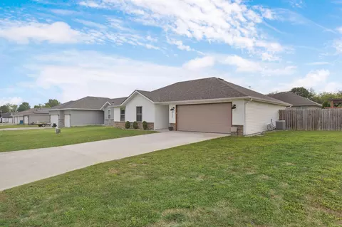 Exterior - 513 Mark St, Billings, MO 65610 photo 2 of 9