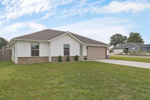 Exterior - 513 Mark St, Billings, MO 65610 photo 3 of 9