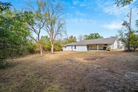 Exterior - 352 Cedar Park Rd, Branson, MO 65616 photo 5 of 14