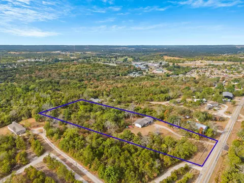 View/Area - 352 Cedar Park Rd, Branson, MO 65616 photo 2 of 12