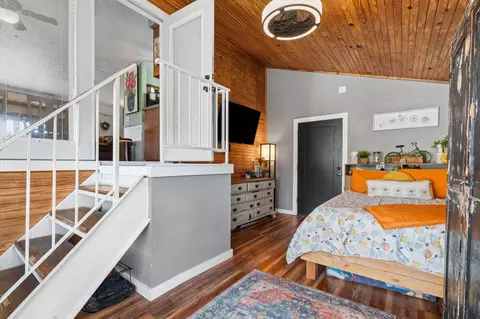 Bedroom - 352 Cedar Park Rd, Branson, MO 65616 photo 1 of 7