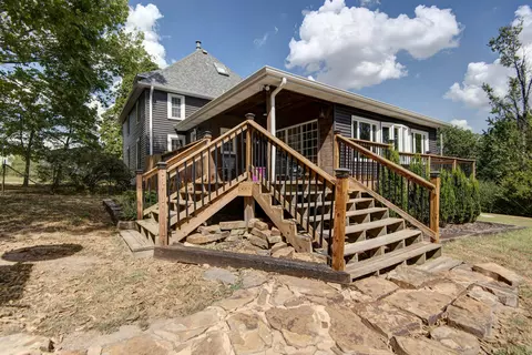 Exterior - 3060 W Ellison Dr, Springfield, MO 65810 photo 10 of 16