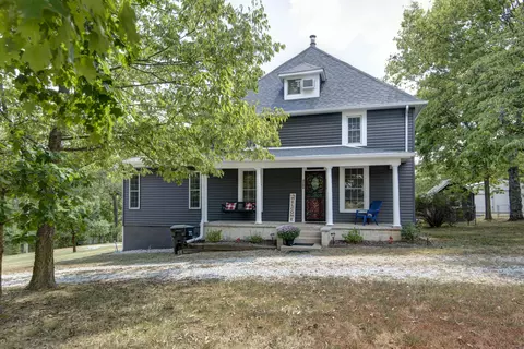 Exterior - 3060 W Ellison Dr, Springfield, MO 65810 photo 2 of 16