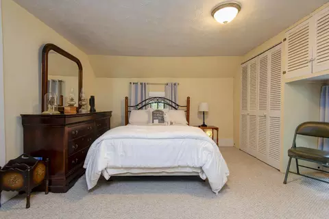 Bedroom - 3060 W Ellison Dr, Springfield, MO 65810 photo 3 of 7