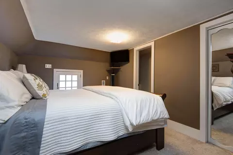Bedroom - 3060 W Ellison Dr, Springfield, MO 65810 photo 4 of 7