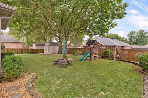 Exterior - 4571 S Park Ave, Springfield, MO 65810 photo 6 of 10