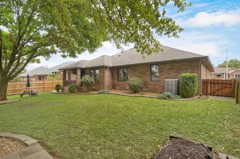 Exterior - 4571 S Park Ave, Springfield, MO 65810 photo 10 of 10