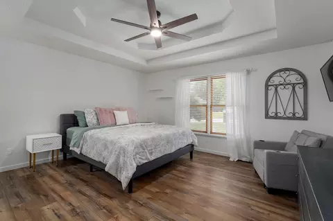 Bedroom - 4571 S Park Ave, Springfield, MO 65810 photo 1 of 4
