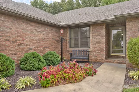 Exterior - 4571 S Park Ave, Springfield, MO 65810 photo 3 of 10