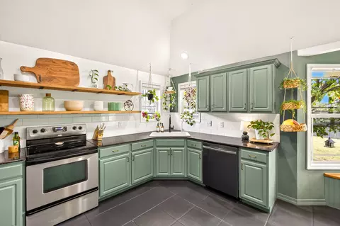 Kitchen - 221 Pheasant, Willard, MO 65781 photo 4 of 6