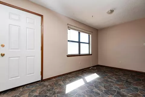 Living - 2751 E Mcdaniel St #A & B, Springfield, MO 65802 photo 1 of 4