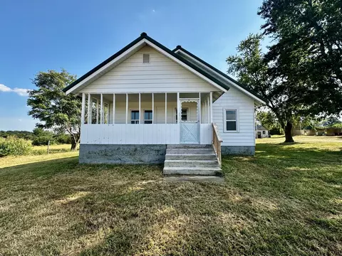 Exterior - 1934 State Hwy E, Marshfield, MO 65706 photo 5 of 8