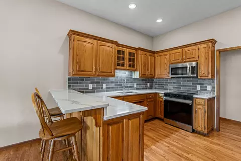 Kitchen - 4757 S Holland Ave, Springfield, MO 65810 photo 4 of 5