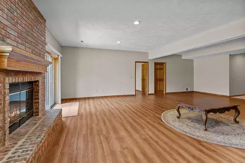 Living - 4757 S Holland Ave, Springfield, MO 65810 photo 8 of 13
