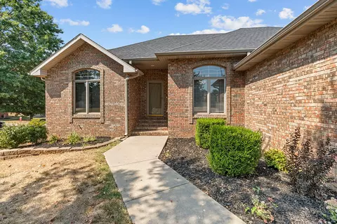 Exterior - 4757 S Holland Ave, Springfield, MO 65810 photo 4 of 8