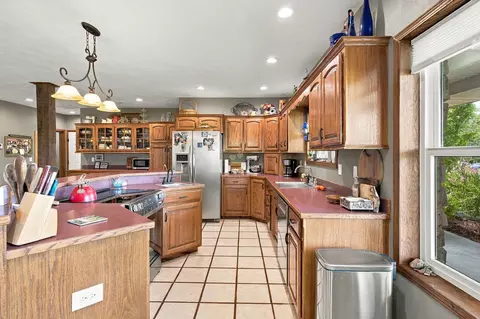 Kitchen - 480 Hunter Rdg, Clever, MO 65631 photo 2 of 4