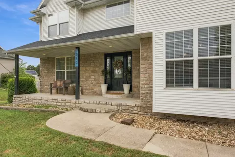 Exterior - 350 E Halsey St, Republic, MO 65738 photo 5 of 11