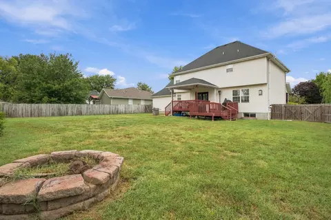 Exterior - 350 E Halsey St, Republic, MO 65738 photo 8 of 11