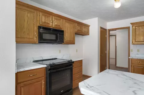 Kitchen - 4370 S York Ave, Springfield, MO 65810 photo 2 of 4