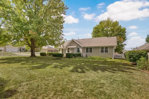 Exterior - 4370 S York Ave, Springfield, MO 65810 photo 6 of 8
