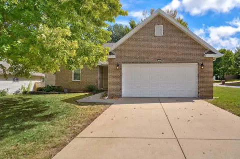Exterior - 4370 S York Ave, Springfield, MO 65810 photo 3 of 8