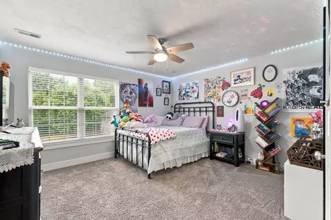 Bedroom - 3512 N Brinnsfield Dr, Ozark, MO 65721 photo 6 of 6