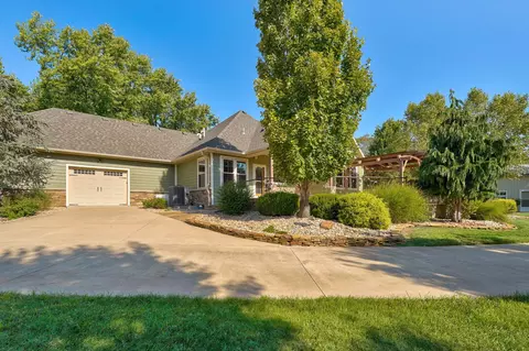 Exterior - 3436 S Horseshoe Ave, Springfield, MO 65804 photo 12 of 22