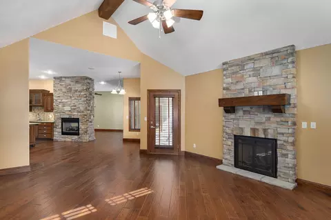 Living - 3436 S Horseshoe Ave, Springfield, MO 65804 photo 7 of 7
