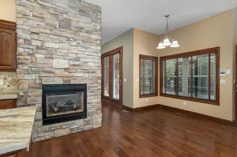 Living - 3436 S Horseshoe Ave, Springfield, MO 65804 photo 5 of 7