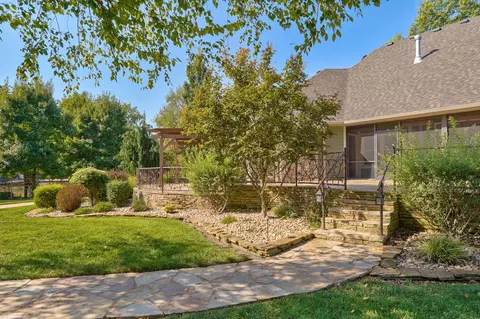 Exterior - 3436 S Horseshoe Ave, Springfield, MO 65804 photo 14 of 22
