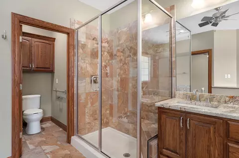 Bath - 3436 S Horseshoe Ave, Springfield, MO 65804 photo 3 of 8
