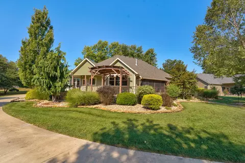 Exterior - 3436 S Horseshoe Ave, Springfield, MO 65804 photo 13 of 22