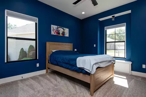 Bedroom - 1367 S Casa Grande Ave, Springfield, MO 65802 photo 2 of 5