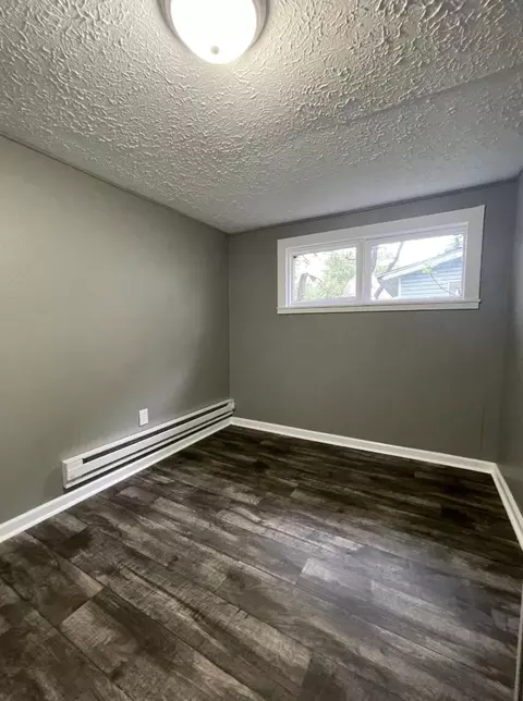 Bedroom - 911 S Missouri Ave, Springfield, MO 65806 photo 3 of 3