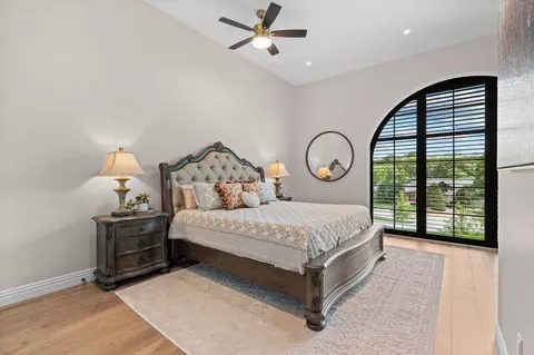 Bedroom - 5705 S Castlebay Dr, Springfield, MO 65809 photo 5 of 13