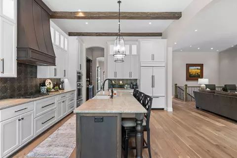 Kitchen - 5705 S Castlebay Dr, Springfield, MO 65809 photo 3 of 10