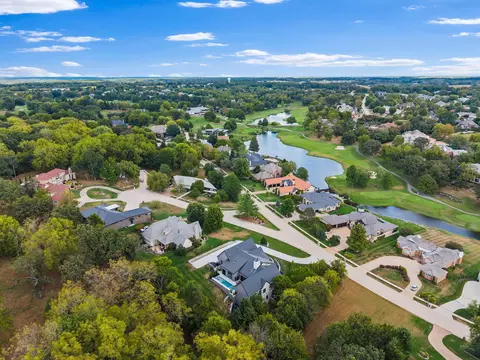 View/Area - 5705 S Castlebay Dr, Springfield, MO 65809 photo 1 of 6