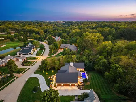 View/Area - 5705 S Castlebay Dr, Springfield, MO 65809 photo 6 of 6